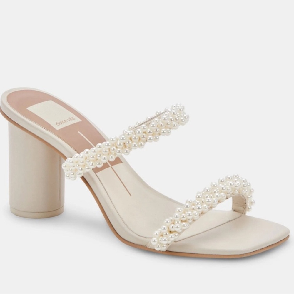 Dolce Vita Noelle Vanilla Heels - NEW
